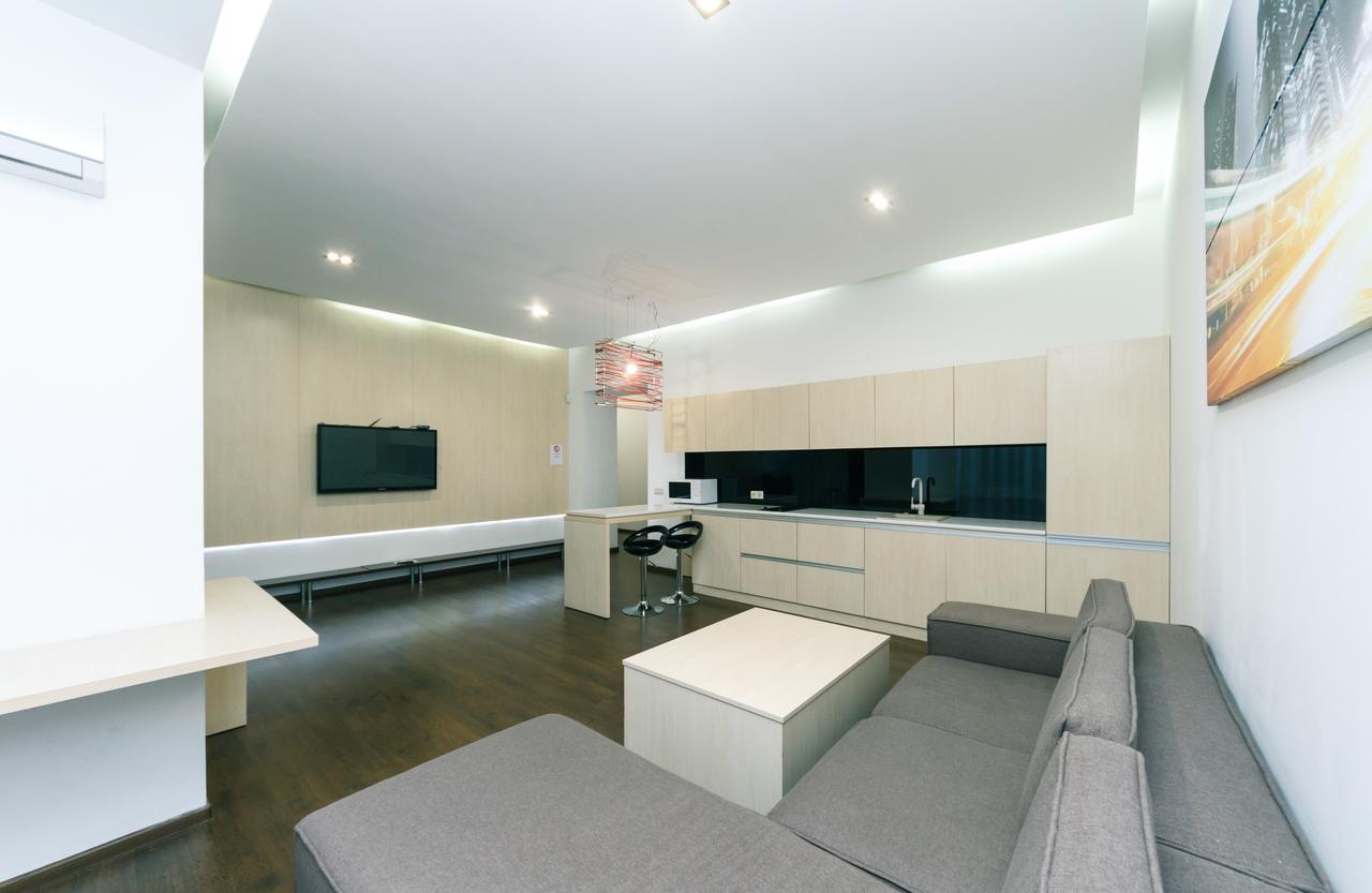 Kreschatik 21 With Terrace 2Br 키예프 외부 사진